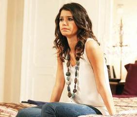 Dizinin en ok konuulan ve ilgi gren karakteri Beren Saat'in oynad Bihter oldu.