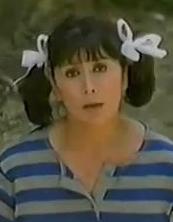 LK YERL BLM KURGU DZS  <br>1980'lerin ilgi eken dizilerinden biriydi Uzayl Zekiye.