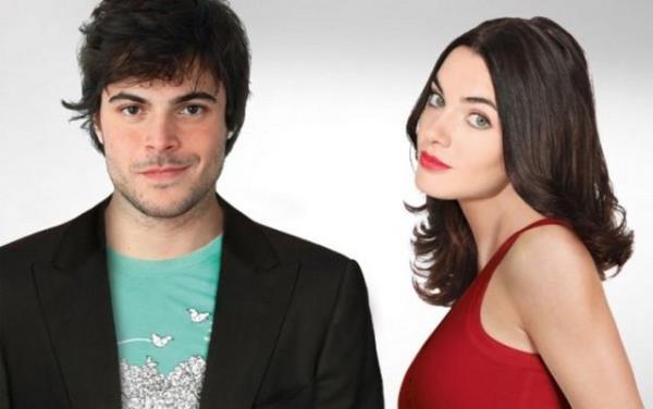 Giulio Berruti, Cinzia Mascoli, Piero Cardano, Pietro Masotti, Trio Medusa'nn oynad filmde, bir kozmetik cerrah olan Renato'nun, kadnlar batan karma konusunda olduka baarl olmas konu ediliyor.