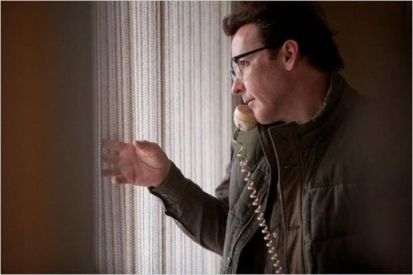 Nicolas Cage, Vanessa Hudgens, John Cusack, Dean Norris'in izleyici karsna getii film, 17 kadn karp ldrmek suundan 461 yl hapse mahkum edilen Amerika'nn en azl serili katillerinden biri Robert Hansen'n gerek hikayesinden yola kyor.