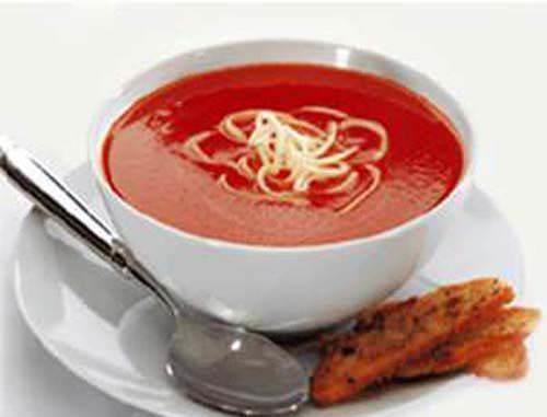 Domates lif zenginibir besindir. Lif bakmndan zengin beslenme; kolesterol kan ekerine destek olur. Kan basncn azaltr. Kansere kar korur. Kilo ynetimini kolaylatrr. Kanszlkla mcadelede yardmcdr.