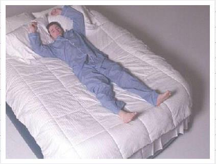 Asker pozisyonunda uyuyanlar gibi denizyldz pozisyonunda uyuyanlar da nefes problemi yaarlar ve uyku esnasnda horlarlar. Bu yat ekli kiilerin daha az dinlenmi uyanmalarna sebep olur.