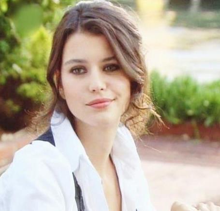 Gz mercei biraz kaksa yani tam dairesel grnmyorsa o zaman gz baka tarafa bakyor demektir.