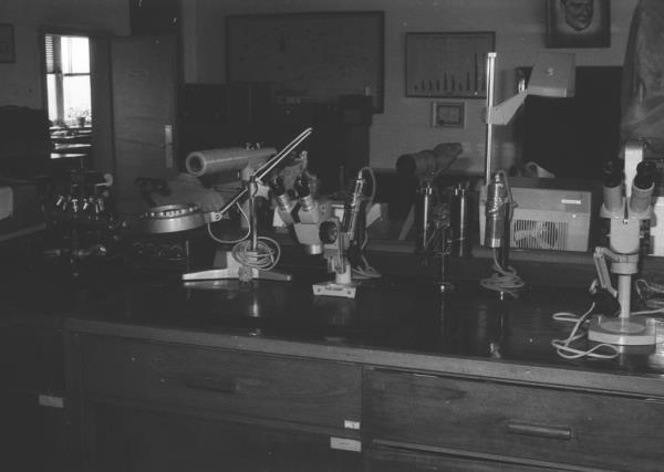 1970'li yllarda Polis Kriminal Laboratuvarlarnda kullanlan aralar...