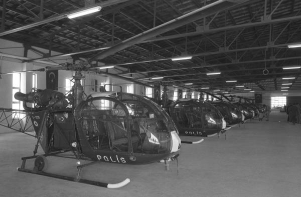 1982 ylnda Trk Polis tekilatnn kullanlmas iin alnan 18 helikopter.