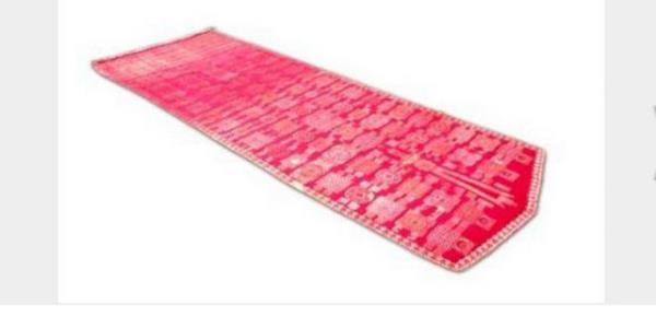 Odadan ykselen 'Efendimiz bayld, doktor yetisin!' sesleri zerine tf Bey koarak geldi...