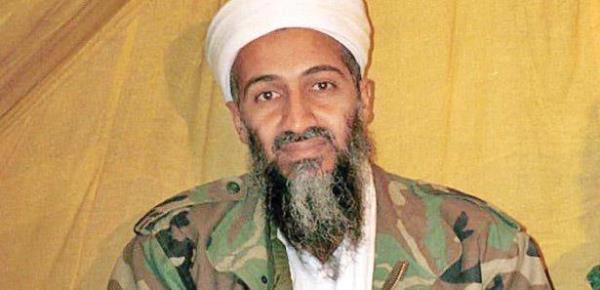 USAME BN LADN<br>    ld m lmedi mi? Terr rgt El-Kaide&#8217;nin lideri Usame Bin Ladin, CIA tarafndan Pakistan&#8217;da dzenlenen gizli bir operasyonda 2011&#8217;de ldrld. ABD, cesedin Afganistan&#8217;a getirildiini ve daha sonra denize atldn duyurdu fakat tam yer belirtmedi. Dolaysyla o gnden bu yana srekli komplolar retildi. En ciddi olan; Ladin&#8217;in aslnda ldrlmedii; sadece misyononu tamamlayp bir kenara itildii eklinde.