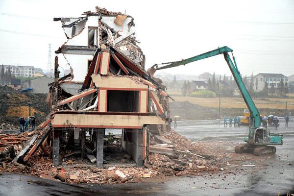 "En salam ivi ev" olarak mikroblog sitelerinde paylalan ve simge haline gelen ykm ilemlerine bu sabah baland ifade edildi.