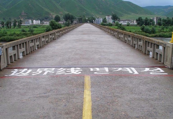 in topraklarna doru akan bu nehir kenarnda yrye karsanz, hangi lkede olduunuzu unutabilirsiniz.