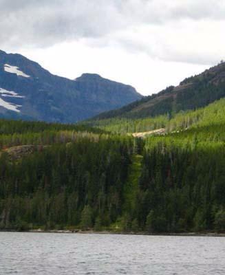 Amerika -Kanada<br>      Dnyadaki en uzun kara snr. Yaklak 8000 kilometre