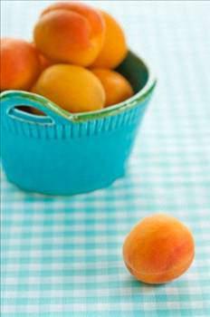 Kays ya da yalanmayla ortaya kan krklklar azaltr. - Karacier rahatszl olanlar kaysy ok fazla yememelidirler.