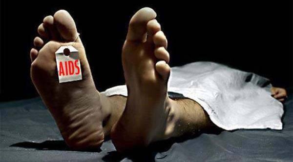 2) AIDS - Ylda 3 milyon insann yaamn yitirdii bu hastalkta, yeni vakalar hala yksek oranda srmekte.