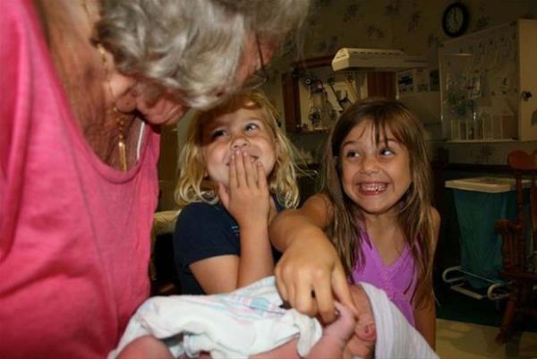 Huffington Post, okurlarndan byle anlara dair fotoraflar paylamasn istemi.