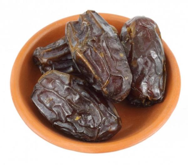 Hurma, cieri glendirir, tabiat yumuatr. zellikle de am tohumu ile birlikte alnrsa ehveti arttrr. Boazn hainliini giderir.