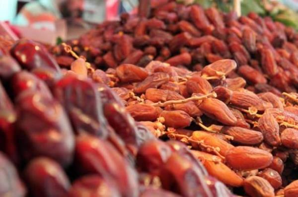 Hurmann faydalar  <br>  Yksek miktarda meyve ekeri ihtiva etmesinden dolay enerji verir.