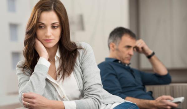 MUTLU EVLLN OLMAZSA OLMAZLARI    -yi iletiim    -Birlikte sorun zme becerileri    -Bir taraftan &#8220;biz&#8221; olmaya alrken dier taraftan &#8220;ben&#8221;leri koruyabilmek