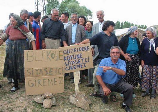 Gzeldere ky muhtarl siyasetilerin kye girmesini yasaklad. (2002)  <br>  Simav ilesi Naa beldesi muhtar kadnlara bir yl iin misafirlii yasaklad (2006)