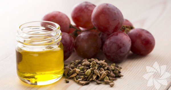 Tm cilt tiplerine uygundur ve bu nedenle nemlendirici olarak kullanlr.