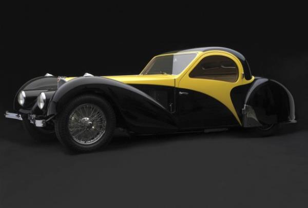 1937 Bugatti Type 57SC Atalante: 170 beygir g�c�nde, 3,3 litrelik d�z 8 silindirli bir motora sahip olan otomobil toplam 11 adet �retilmi�tir. 7,9 milyon dolarl�k bir de�ere sahip olan araba, bir�ok yar�� kazanm��t�r.