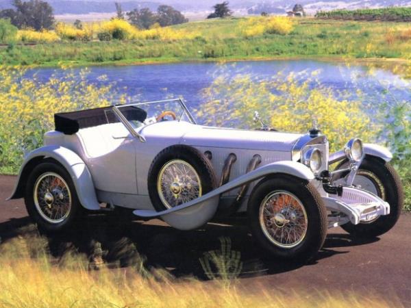 1929 Mercedes-Benz 38/250 SSK: 7,1 litrelik bir motora sahip olan otomobil, yakla��k 7,5 milyon dolar de�erindedir. Toplamda 35 adet kadar �retilmi�tir.