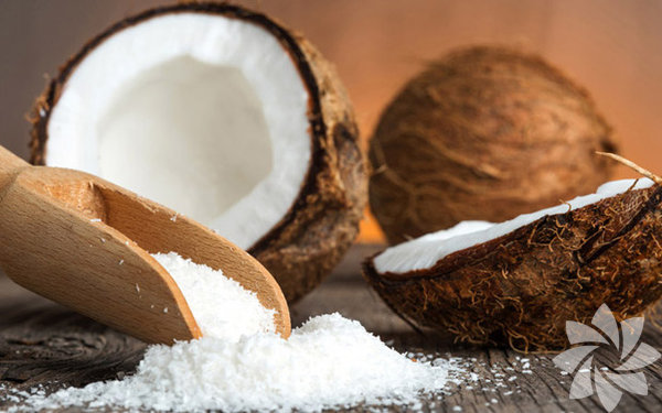 Hindistan cevizi suyu  <br>  Daha hzl kilo vermek ve fit bir grnme sahip olmak istiyorsanz yaptnz egzersizlerden nce hindistan cevizi suyu iebilirsiniz.