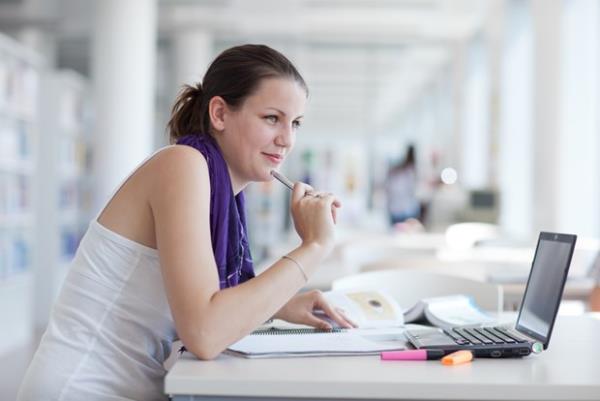 LK FATURAYA YANSIYACAK CRET NEDR?  <br>  Yaln nternet Aylk Eriim Hizmeti creti:  24 ay boyunca aylk 15TL olan yaln eriim creti aylk 10TL olacaktr. Yaln nternet hizmetinden yararlanyorsanz, Yaln nternet aktivasyon tarihinden ilk fatura kesim tarihine kadar olan gn zerinden aylk eriim creti hesaplanarak faturalandrlr.