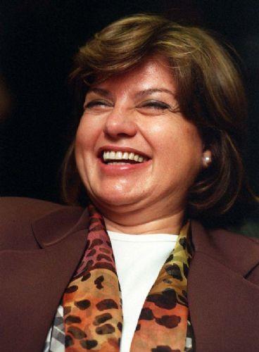 LLER: 2 ANAHTAR <br>  Ekonomiye ynelik vaatler neredeyse her seimde liderlerin dilinden dmezken, Demirel'in vaatleri kendisinden sonra koltua oturan iller'e de ilham verdi.