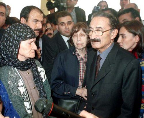 ECEVT: BTN KYLER KENT OLACAK   <br>  CHP'nin merhum Genel Bakanlarndan Blent Ecevit'in Kykent krsal kalknma projesi, CHP'nin 1969 yl seim bildirgesinde yer almt.