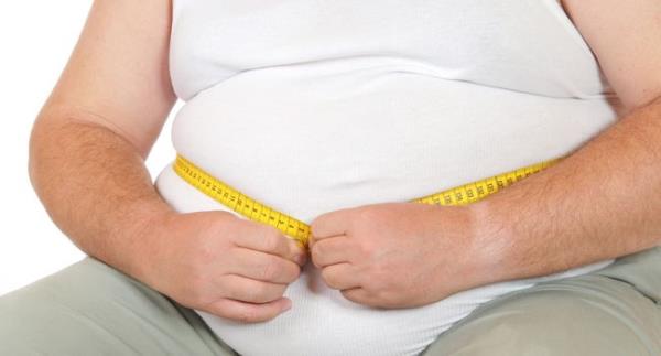 Ar kiloya dikkat!.. Yeni bir aratrmaya gre, kilolu insanlarn aldklar her yeni kilo mrlerini 20 hafta ksaltyor. Fazla kilolar vermek kalp, kanser, eklem iltihab hastalklarndan koruyor.