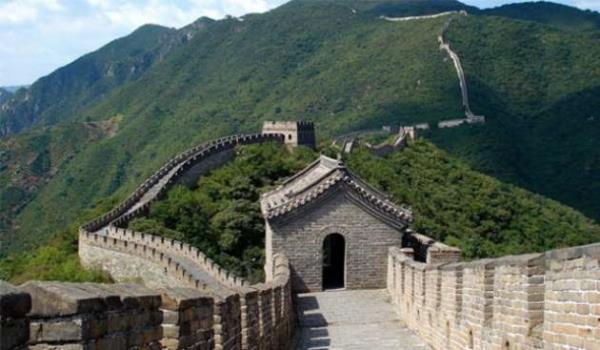 <p>in Seddi uazaydan grnyor</p>  <p>  DORUSU: AY'a giden Apollo astronotlar, in Seddi'nin bilindii gibi Ay'dan grnmediini aklamt.</p>  <p>Yanl bilinme oran: Yzde 54</p>