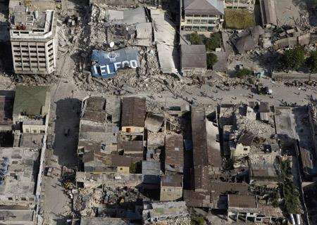 26 Ocak 2001 Gujarat Depremi: Hindistan'n Gujarat blgesindeki 7,6 byklndeki depremde 20 bin kii yaamn yitirdi.