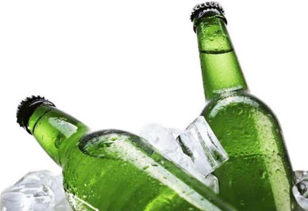 Uzmanlar maden suyunun faydal olabilmesi iin tamamen hijyenik ve gda standartlar dorultusunda zel retilen cam ielerinde tketilmesi zerinde nemle duruyorlar.    <br>te maden sularnn ieriinde yer alan ve salnza salk katan mineraller: