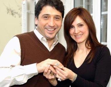 HLAL DAVRAN-CEM DAVRAN<br>    ift Kalam Yat Liman`nda bir arkadalarnn araclyla tant.