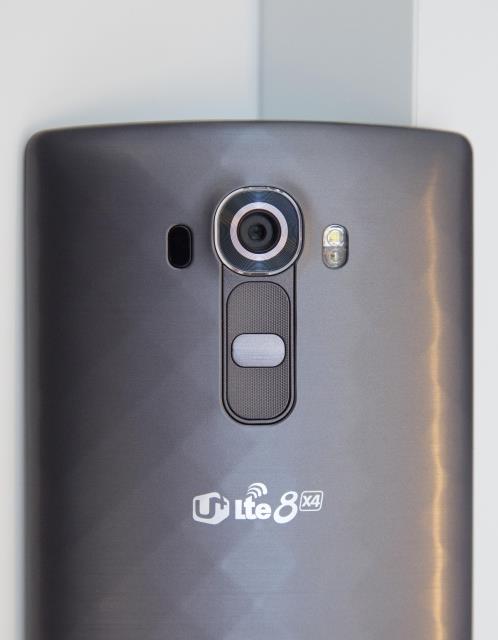 Bu da kamerann zellikle az kl ortamlarda ektii fotoraflarn daha kaliteli olmasn salyor.