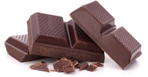 5 - 5 adet kk bitter ikolata  <br>  Bol miktarda kakao ieren bitter ikolata zengin bir antioksidan kayna. Yksek tansiyona da iyi geldii aratrmalarla kantlanan ikolata ayn zamanda enerji veriyor, kendinizi ok iyi hissetmenizi salyor.