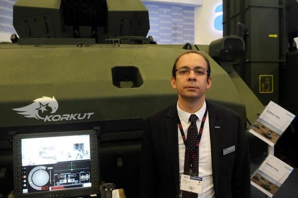 TORK TEHDIT TORPIDOLARININ MHA EDIYOR  <br>  TORK, 2 metre boyunda, 20 cm apnda ve 200 kg arlnda olup, su st platformuna yaklaan torpido tehdidine kar doru, aktif, akustik gdm ile yaklaarak, etkin mesafeye geldiinde patlayarak tehdidi imha eder ya da grev yapamaz hale getirir. TORK zellikle yksek deerli unsur olarak tanmlanan ve deniz gcnde stratejik neme haiz su st gemilerinin torpidolara kar savunulmas amacyla icra edilecek torpido kar tedbir harekatnda, tehdit torpidolarnn fiziksel olarak imha edilmesi veya grev yapamayacak hale getirilmesi amacyla kullanlan bir savunma torpidosu. Torpido, dmeni ve pervanesi bulunan suyun altndan veya stnden suya atlan, dmenini ve pervanesini kullanarak hedefine ilerleyen, patlayc bir sualt silah.