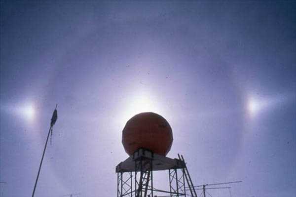 Bunlar, 16. yzylda grd inanlmaz doa olayn aklamaya alan Jacob Hutter'n szleriydi.