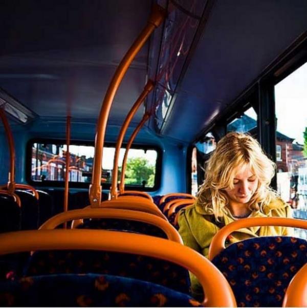 6. Ergenleri kendine ak etmek iin toplu tama kullanan kz