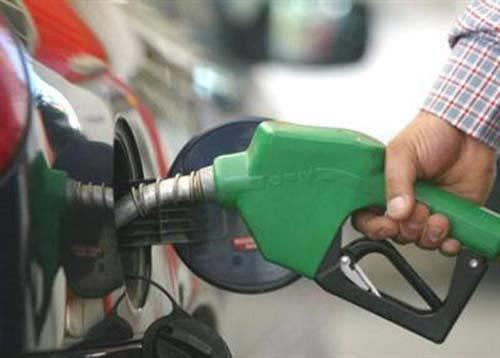 Yakt tasarrufunda lastiklerin de nemli olduunu vurgulayan Can, yol tutuu iyi olan radial lastiklerin kullanlmasn nerdi.