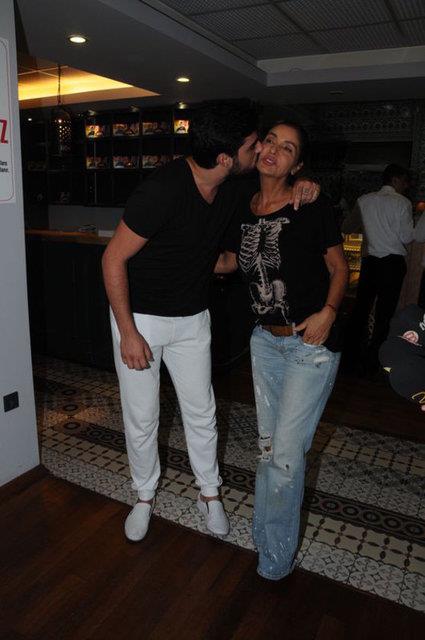 Derya Tuna ve olu do Tatlses, brahim Tatlses&#8217;in tedavisi bitene kadar Miami&#8217;de kiraladklar evde kalacak.