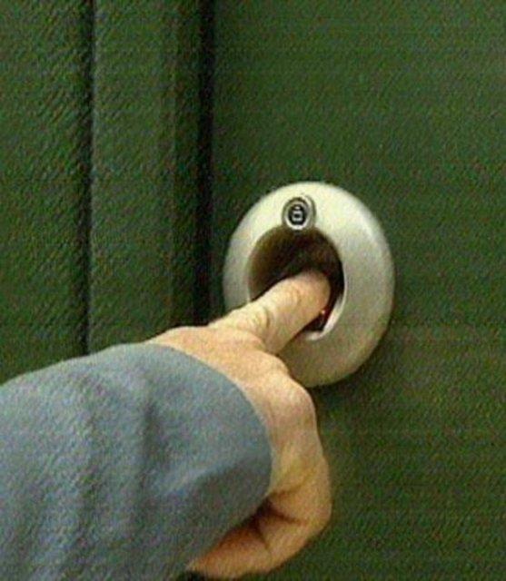 nl arkcnn Boaz manzaral evine parmak iziyle giriliyor.