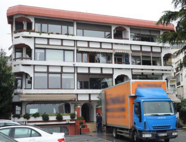 ALTI KLK EKP TAIDI<br>  Nurgl Yeilay'n yeni dubleks dairasinin Ortaky Mezarl manzaral olmas dikkat ekti.