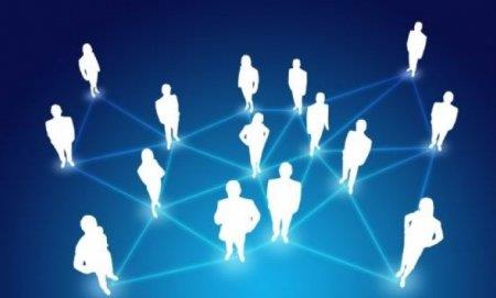 9. Fotorafn arka plannda kalan birini etiketlemek<br>  Gelin ve damadn ilk dansnda Yahya'nn arkadan sallanan kolunu lmszletirmenize gerek yok. stelik yz de pek ho grnmyor, o yzden etiketlemeyin gitsin.