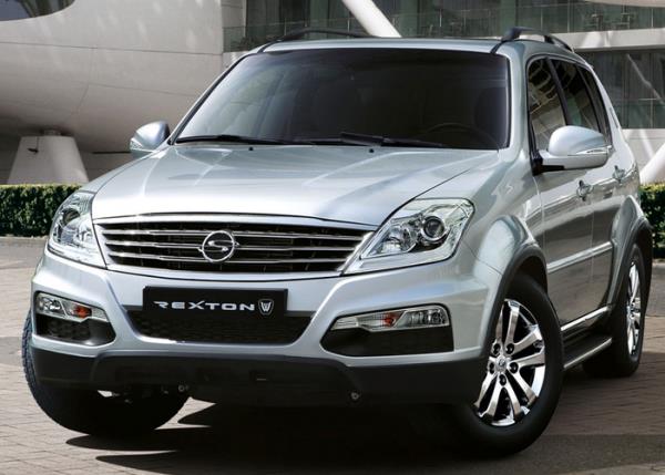 G ve konfor farkn hissettiriyor&#8230;  <br>SUV ve MPV snfnda 7 kiilik geni i hacmi, Alman teknolojisi ile retilmi 155 hp ve 360 nm tork g reten motoru ve anzman sistemini bir arada sunan SsangYong&#8217;lar, Gney Kore mkemmelliinde gelitirilen gl elik asi yaplar ile rakiplerine fark atyor. Aralar, part time 4x4 sistemi sayesinde zorlu koullarda yksek sr kabiliyeti ve ehir ii kullanmda uygun yakt tketimi ile akll zmler sunuyor.