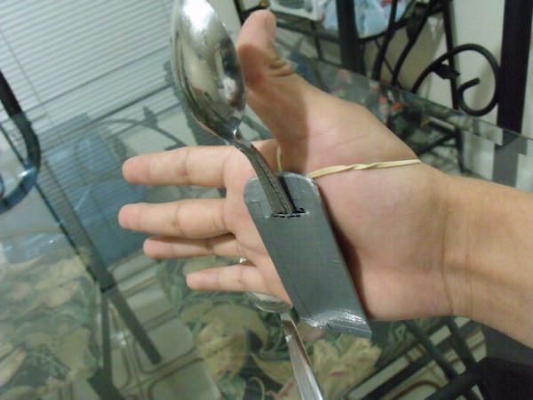 Edirne / Yemek bizden kak sizden <br>    Gelin, damat evine geldikten sonra dar karlarak kucana bir kz ve bir erkek ocuu oturtuluyor.