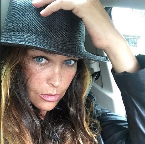 Hlya Avar<br>  nl sanat Hlya Avar`n Instagram`da 1.282.655 takipisi bulunuyor