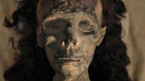 Eski Msr mumyalarndan Kralie Tiye.