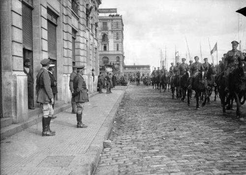 stanbul'un igal altndaki gnlerinden