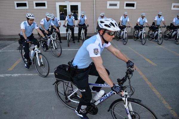 Bisikletler, ehir planlamas, trafik younluu, su ilenme orannn fazlal, turizm gibi nedenlerle genel asayiin salanmas, nleyici gvenlik hizmetlerinde etkinliin artrlmas ve halkla ilikilerin gelitirilmesi iin gnderildi.