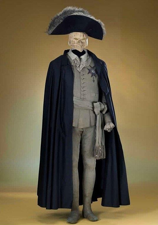İsveç Kralı III. Gustav'ın 16 Mart 1792 yılında bir maskeli baloda giydiği kıyafet